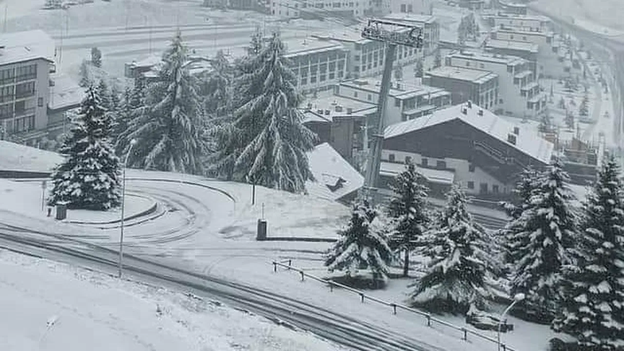 Vreme schimbătoare în România până aproape de Crăciun cu reprize de frig şi cu precipitaţii