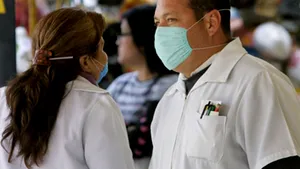 OMS respinge acuzaţiile cu privire la exagerările legate de pericolul gripei porcine