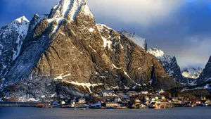 Norvegia interzice accesul turiştilor ruşi. A explicat de ce le-a trântit graniţele-n nas 

