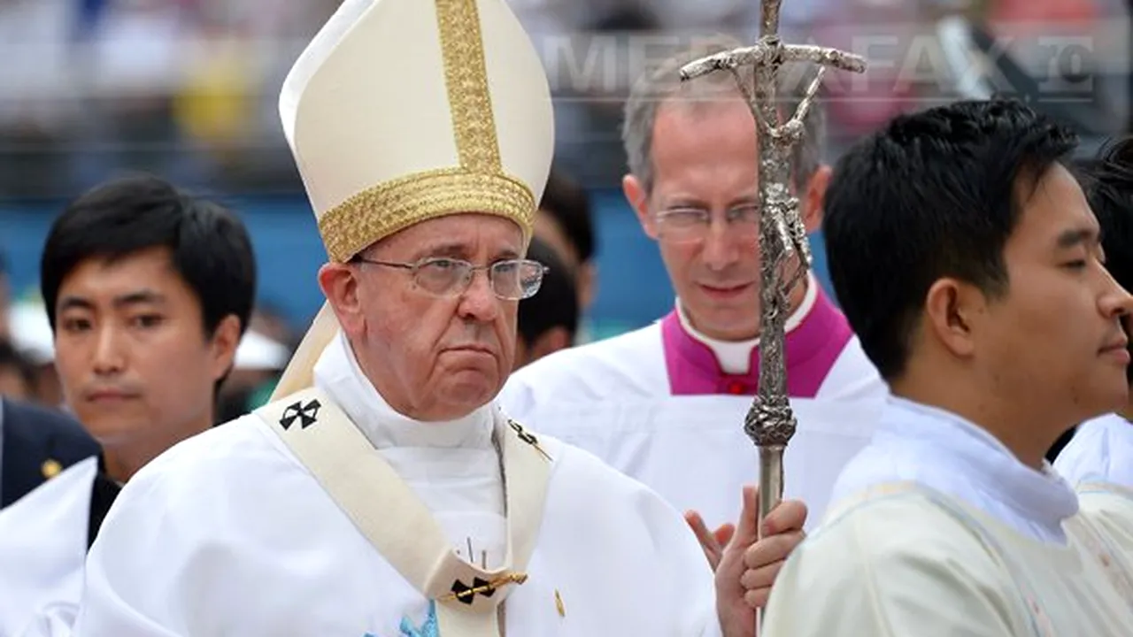 Papa Francisc denunţă 