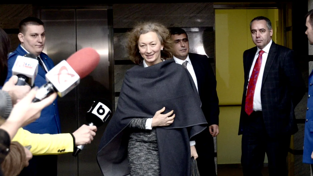 Fostul consilier prezidenţial Simina Tănăsescu va depune, marţi la Cotroceni, jurământul de judecător al CCR