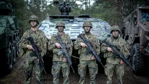 În premieră de la Al Doilea Război Mondial încoace, Germania desfășoară o brigadă permanentă în afara țării pentru a întări flancul estic al NATO