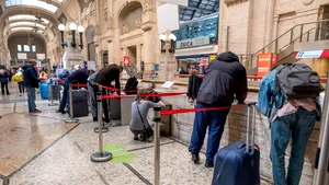 O țară europeană aprobă zborurile interne și cele spre țări din Schengen doar cu carte de îmbarcare. Mențiuni despre actul de identitate