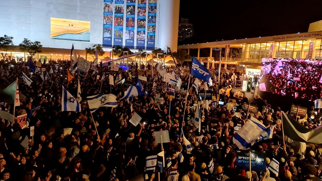 COMENTARIU Lelia MUNTEANU: Netanyahu, pe scena Opoziţiei, ridică moralul dreptei