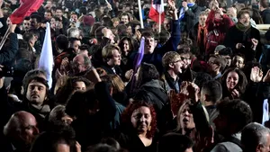 Cetăţenii greci, între teamă şi speranţă după victoria Syriza la alegeri - presă