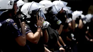 Poliţiştii greci protestează faţă de măsurile de austeritate