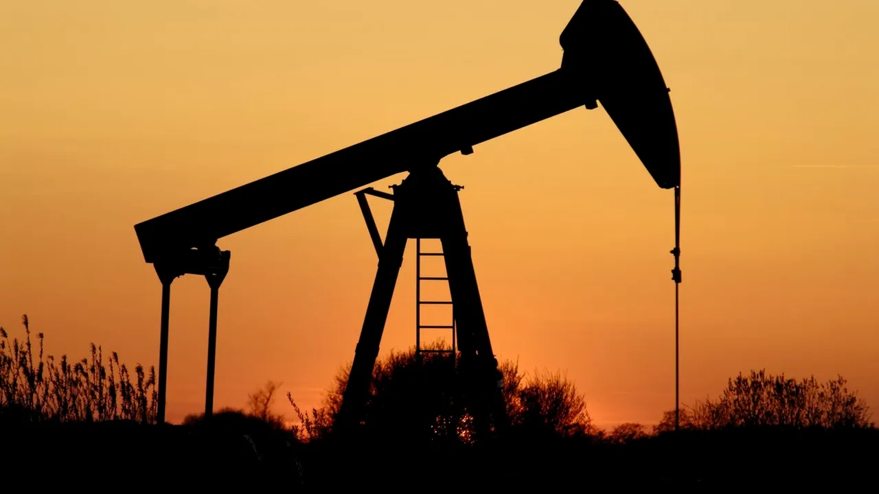 OPEC+ va discuta cea mai mare reducere de producţie din toate timpurile