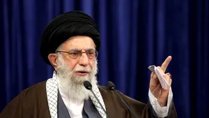 Iranul ameninţă Israelul cu un atac direct, în replică la avertismentele privind programul nuclear