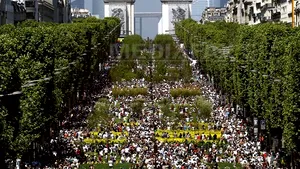 SONDAJ: Majoritatea francezilor cred că Germania vrea să fie puterea dominantă în Europa