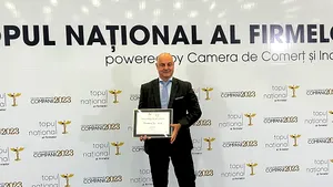 Intrarom - premiată în 