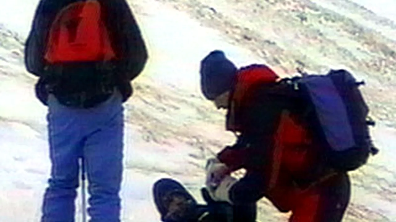Posibilă alarmă falsă în cazul a doi turişti pierduţi în Munţii Rodnei