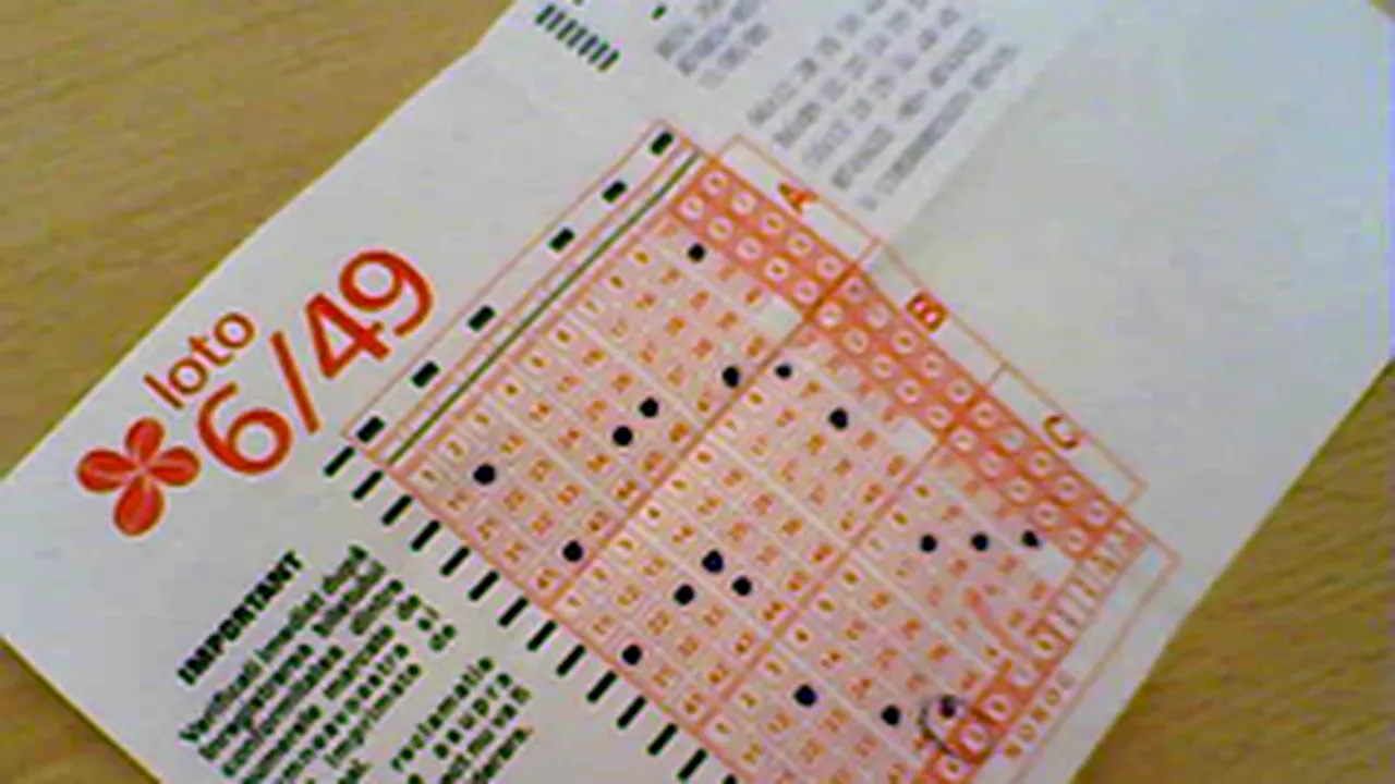 Premiu de peste opt milioane de euro la tragerea Loto 6/49 de duminică