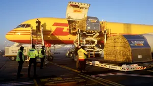 Vaccinare România LIVE UPDATE Bilanţ actualizat - Ziua 3: Alte 140.000 doze de vaccin ajung marţi în şapte oraşe din ţară