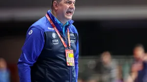Handbal feminin: Florentin Pera a fost demis