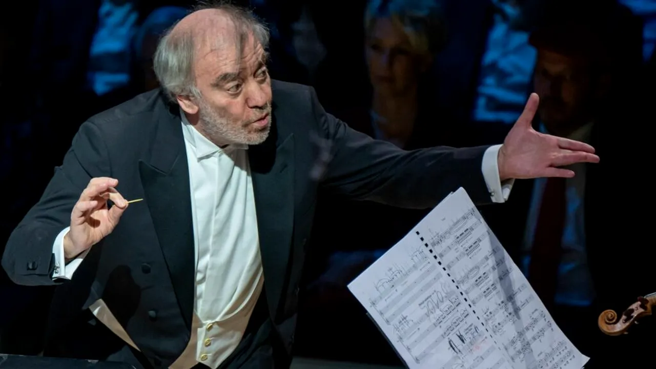 Dirijorul rus Valery Gergiev, cunoscut pentru relația sa strânsă cu Putin, a fost interzis la prestigiosul festival Un'Estate da Re, în Napoli