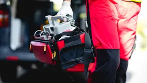 Accident mortal în Capitală: O femeie a murit după ce a fost lovită de o maşină de gunoi