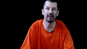 O nouă înregistrare video a grupării Stat Islamic: Ostaticul britanic John Cantlie avertizează privind noi atacuri - VIDEO