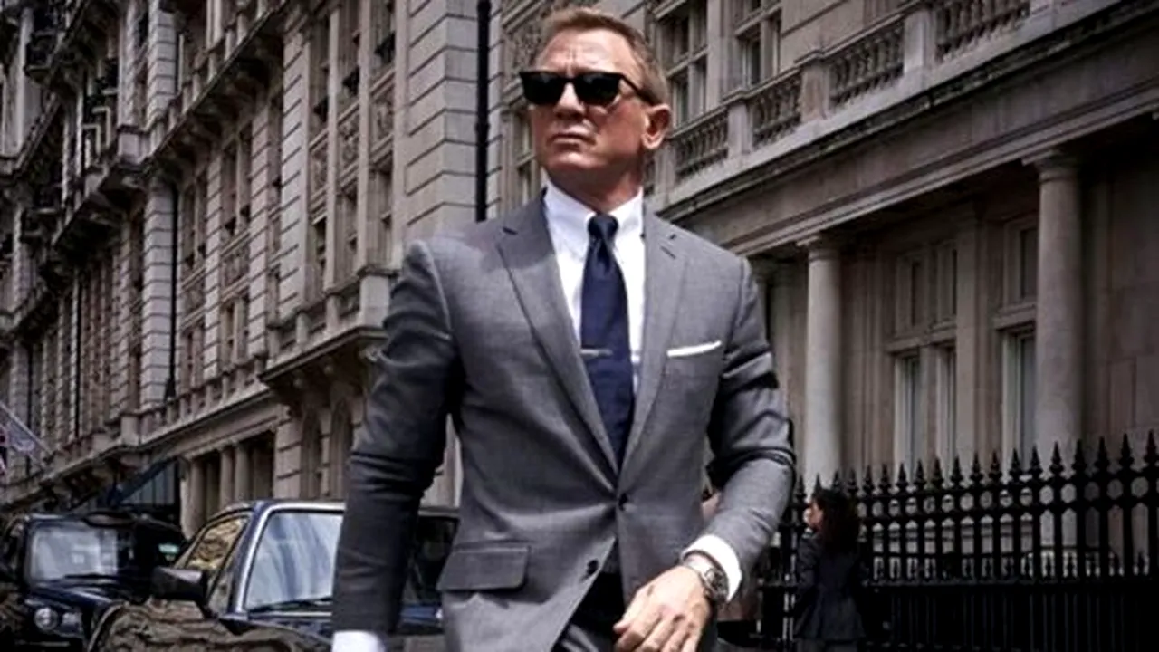 Agentul 007 s-a „asortat” cu telefonul mobil. Alegerea lui James Bond e una neaşteptată