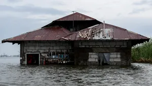 Bilanțul victimelor taifunului Bualoi din Vietnam a urcat la 19 morți