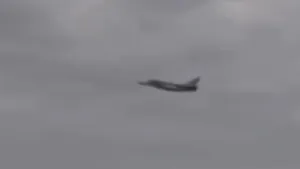 Pentagonul, nemulţumit de relatările din presa rusă, publică o înregistrare cu survolarea USS Ross - VIDEO