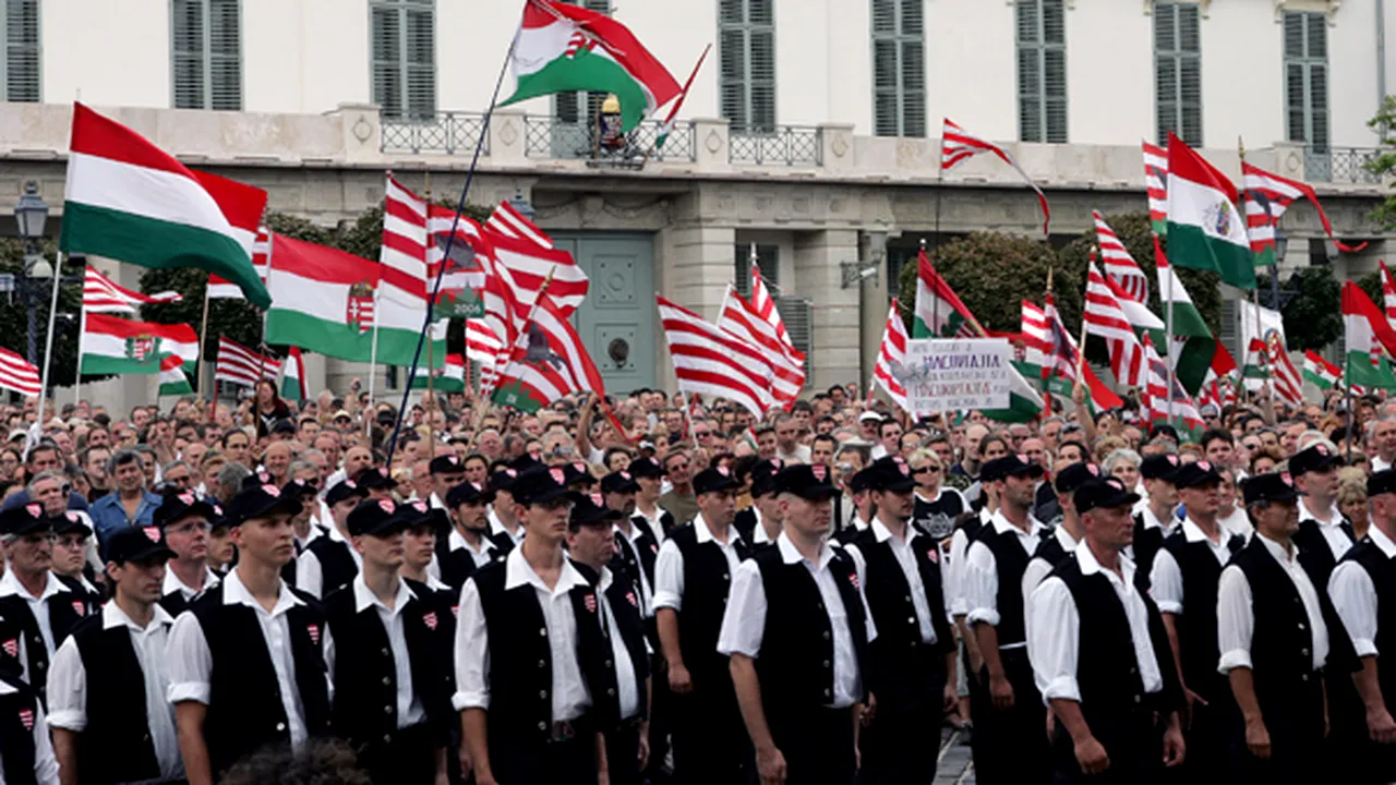 Partidul extremist Jobbik, mai popular în rândul tinerilor din Ungaria decât Partidul Socialist