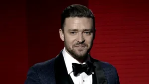 Justin Timberlake, desemnat de iTunes artistul anului 2013. Care este melodia anului - VIDEO