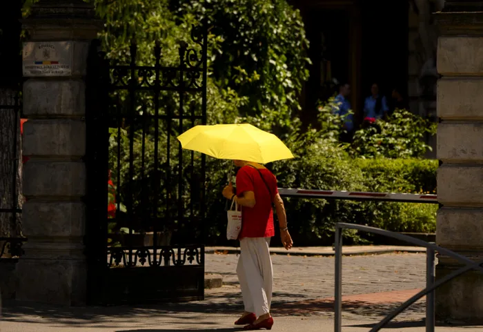 METEO ANM schimbă prognoza: furtuni puternice după caniculă. Harta avertizărilor pentru următoarele trei zile