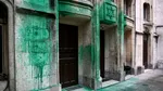 Trei persoane arestate după ce au aruncat cu vopsea în situri evreiești din Paris