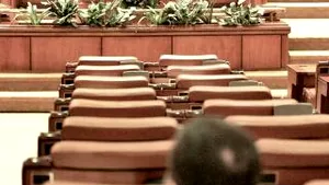 Deputaţii au muncit în plenurile sesiunii de toamnă mai puţin decât un angajat într-o săptămână