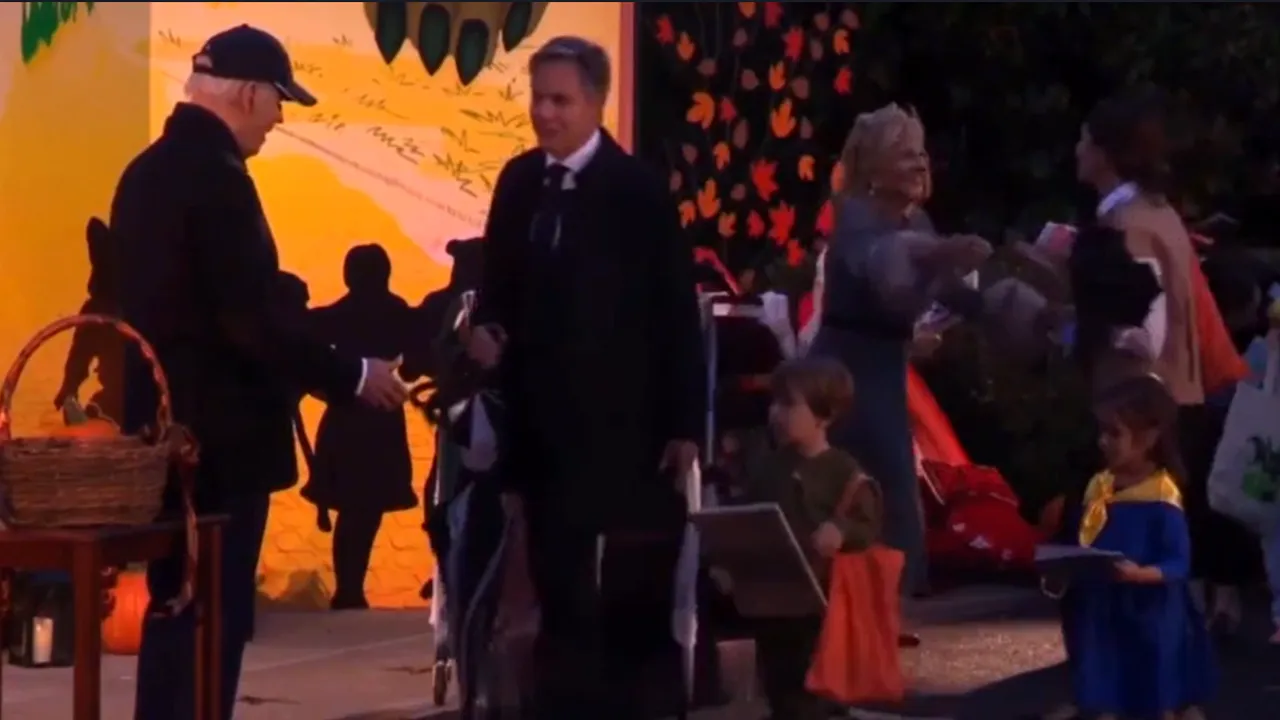 De Halloween, copiii lui Antony Blinken s-au deghizat în „ucraineni”

