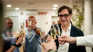 Alegeri în Catalonia. Socialiştii câştigă alegerile, în timp ce separatiştii pierd teren pentru prima dată în peste un deceniu