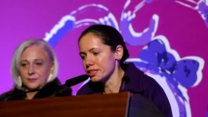 Mirabela Grădinaru despre Nicușor Dan: „M-a atras foarte mult părul lui creț, el avea un păr mai lung atunci