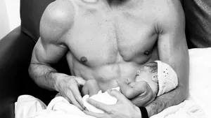 Cristiano Ronaldo, prima imagine cu fiica sa care a supravieţuit la naştere