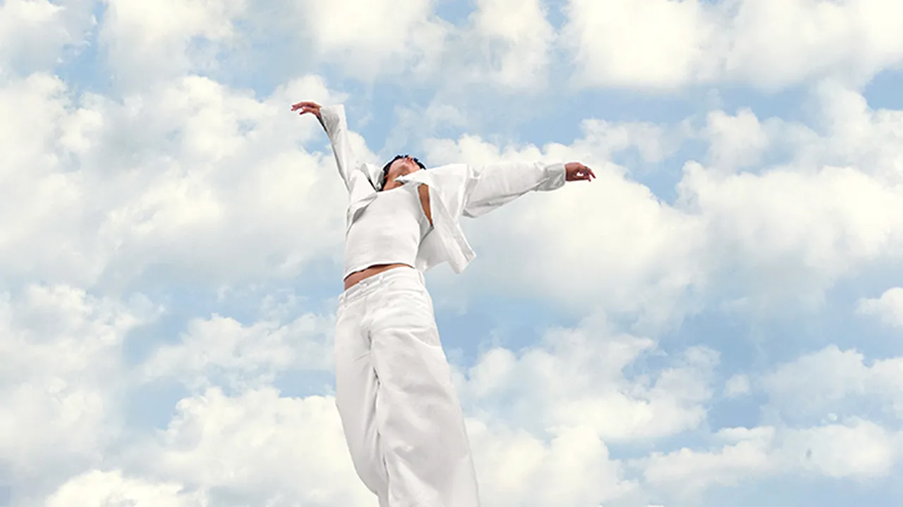 Cloud Dancer, culoarea Pantone a anului 2026. Care este semnificația alegerii acestui alb