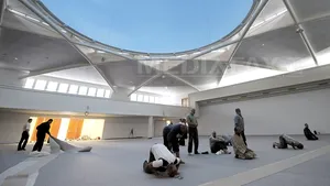 Franţa a ordonat închiderea unei moschei din apropierea Parisului din cauza caracterului radical 