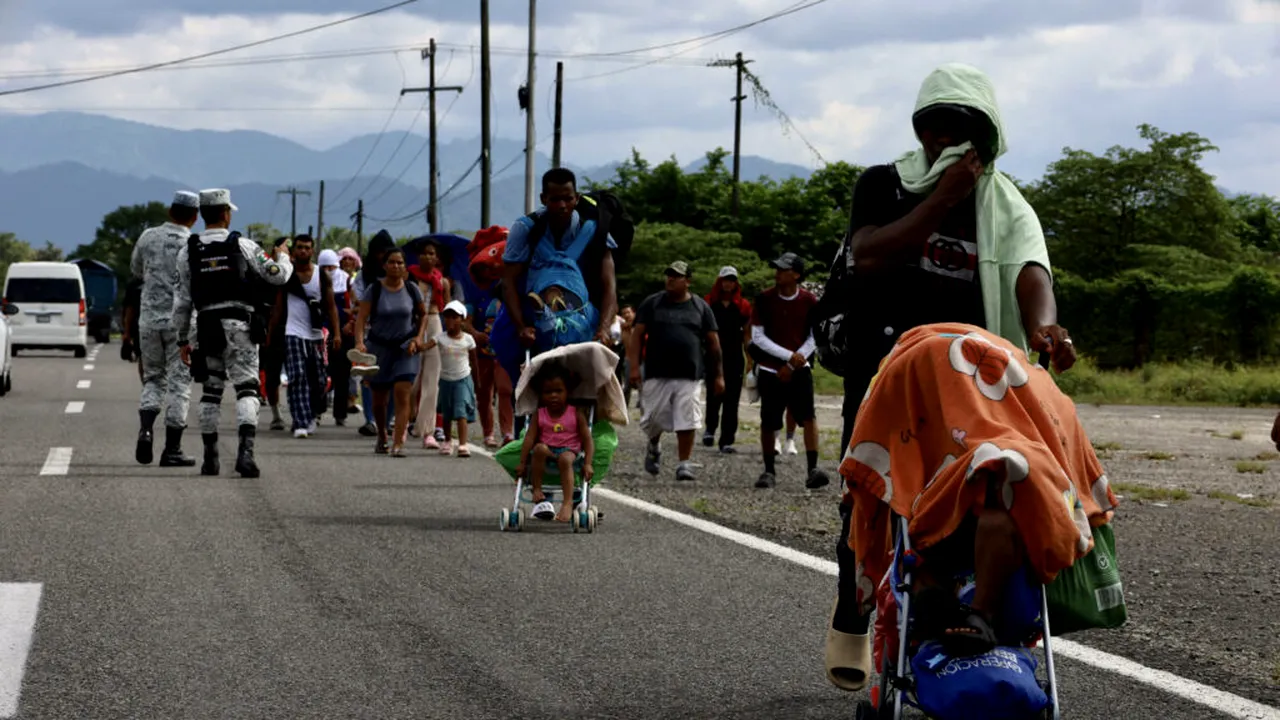 Expulzări haotice în SUA: Imigranți și americani deopotrivă, anunțați „să părăsească imediat țara”