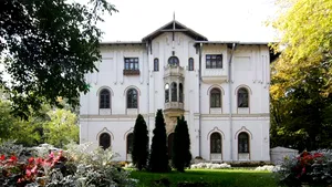 Proprietarul Palatului Ştirbei cere daune materiale de peste 5,7 milioane de euro