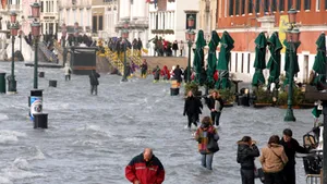 Nivel-record al mării la Veneţia (Galerie foto)