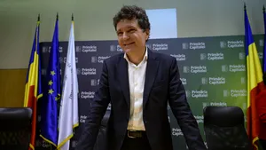 Nicuşor Dan: Lucrările la Banca de alimente din Capitală, finalizate în proporţie de 80%