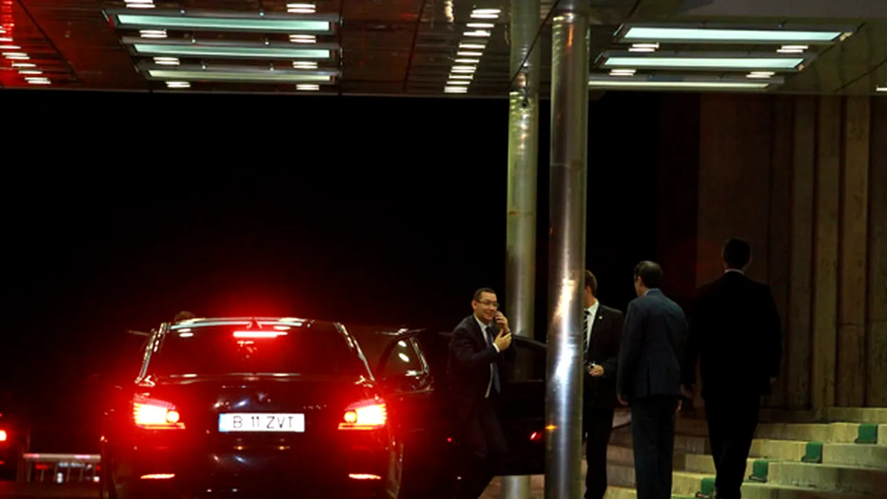 Ponta a preluat mandatul de premier, după o discuţie de 50 minute cu Ungureanu