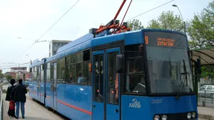 Tramvaiele liniilor 8 şi 25 circulă, duminică, pe un traseu modificat