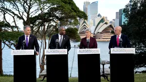 Marea Bitanie și Australia vor semna un tratat de 50 de ani privind submarinele nucleare. Rolul SUA în alianța tripartită