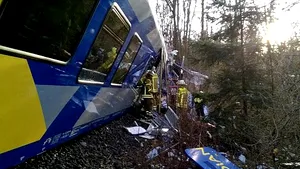 MAE: O româncă a fost rănită în accidentul feroviar din Bavaria; starea sa e gravă, dar stabilă