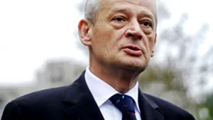 PC îl susţine pe Oprescu în turul doi