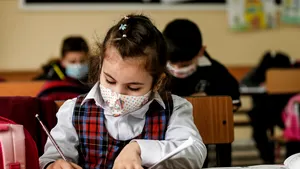 Securitatea în şcoli. Iohannis: Adevărul trist e că avem mult prea multe şcoli neautorizate sau neverificate. În PNRR vor fi prevăzute fondurile necesare