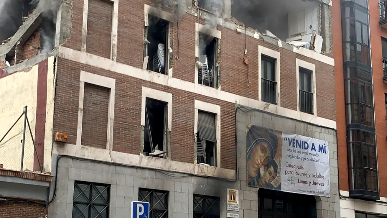 FOTO Explozie puternică în cartierul latin din Madrid UPDATE: Cel puţin trei persoane au murit. Mii de persoane au fost evacuate