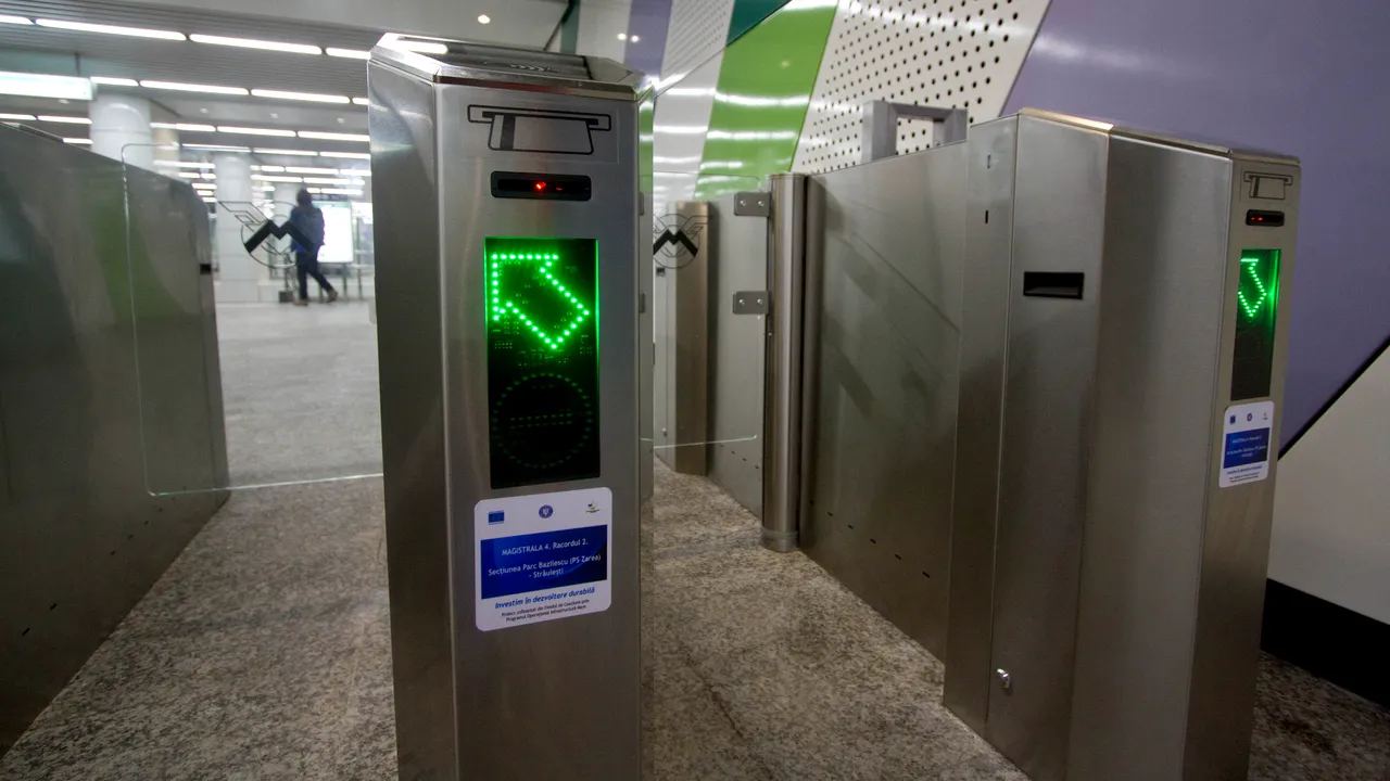 Metrorex introduce de astăzi cinci noi cartele de metrou. Care este preţul unui abonament pe un an