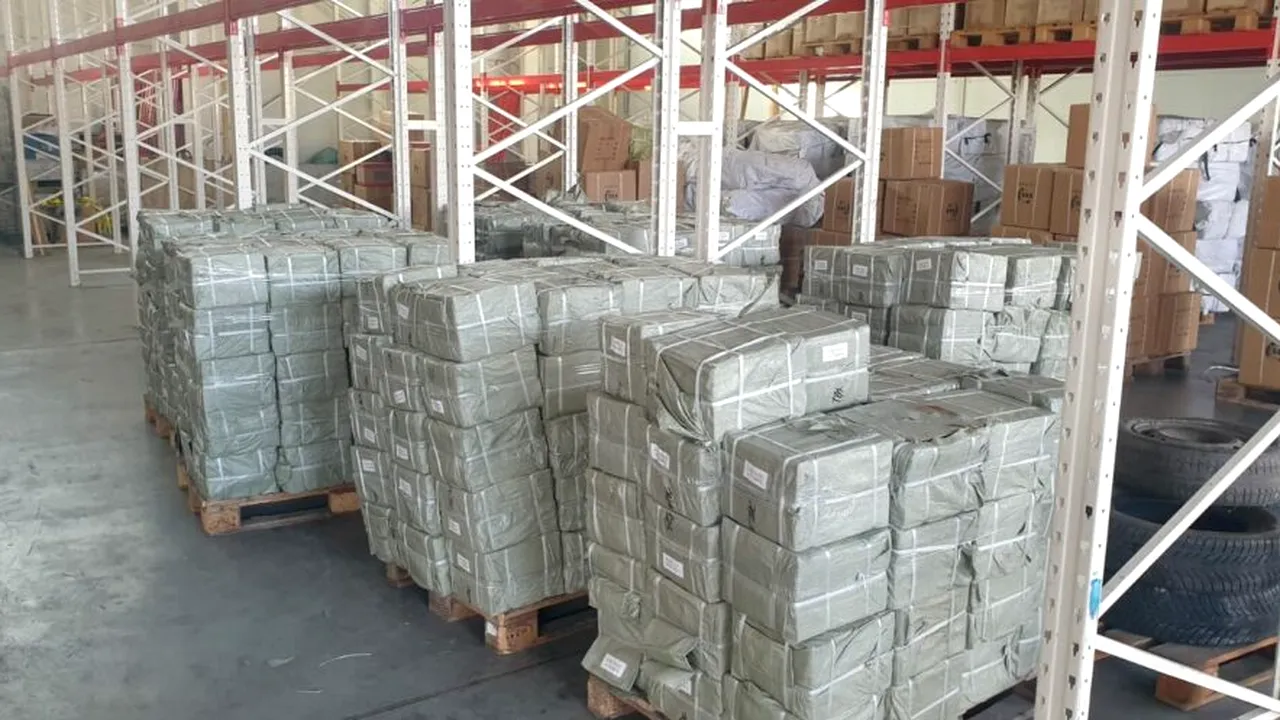 Bujii în valoare de aproape 5 milioane de lei, descoperite în Portul Constanța