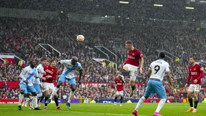 Manchester United la a patra înfrângere stagională pe Old Trafford cu Crystal Palace
