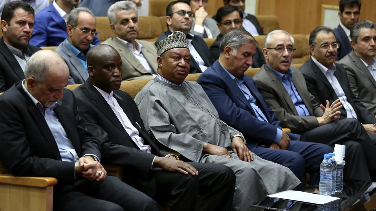 Moarte surprinzătoare a secretarului general al OPEC. Cu doar câteva ore înainte de deces, se întâlnise cu preşedintele Nigeriei